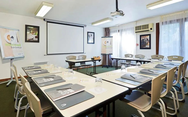 Campanile NATURE - Aix En Provence Meyreuil