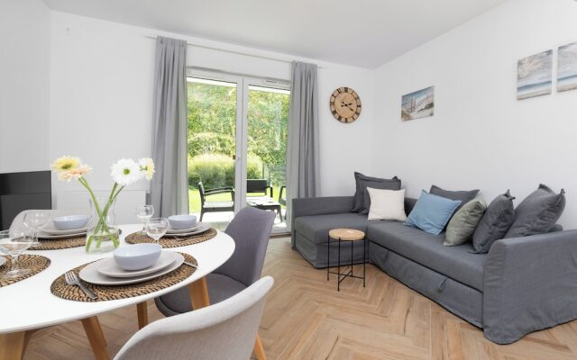 Apartment Mlyny Gdanskie by Renters