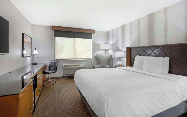 Best Western Holiday Hills