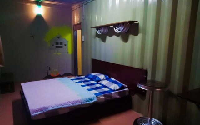 5 Stone Cabin Chalet