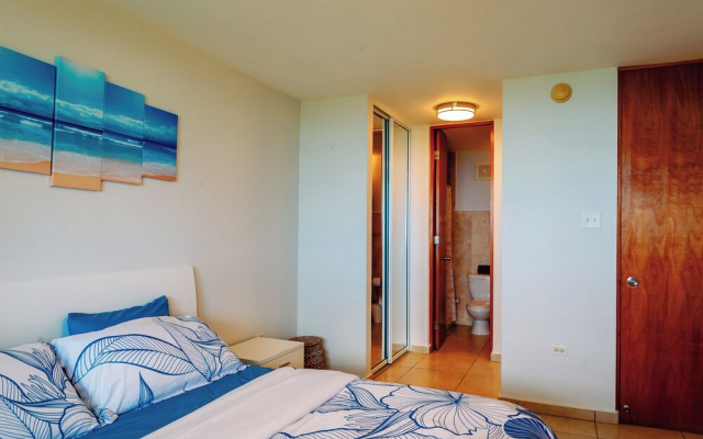 El Combate Oceanview Condos