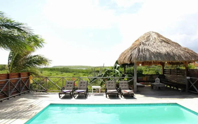 Villa at Damasco Resort Near Jan Thiel