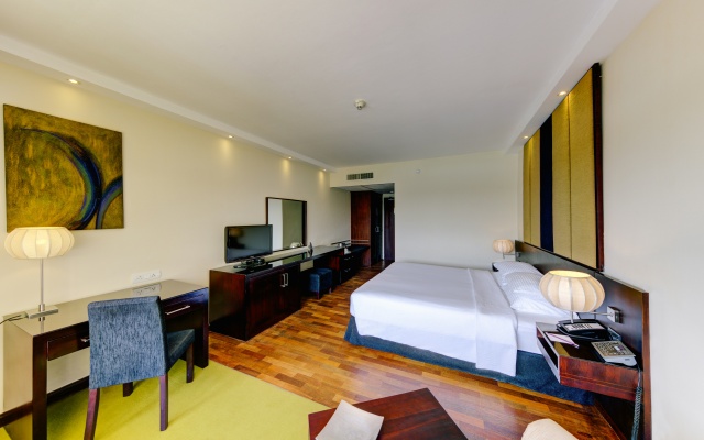 Cinnamon Lakeside Colombo