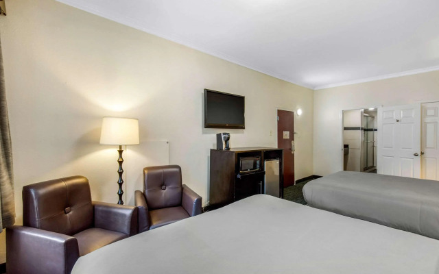 Quality Inn Center City