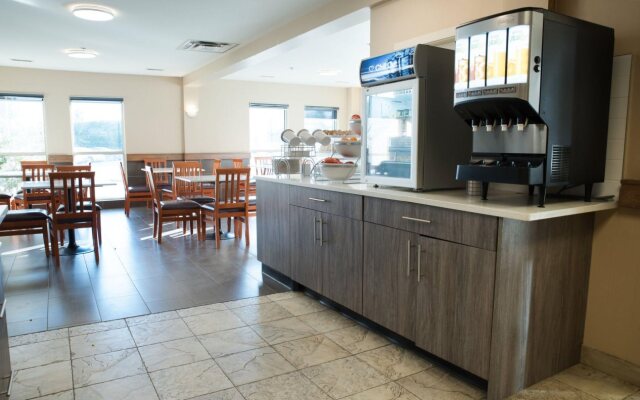 Comfort Inn & Suites