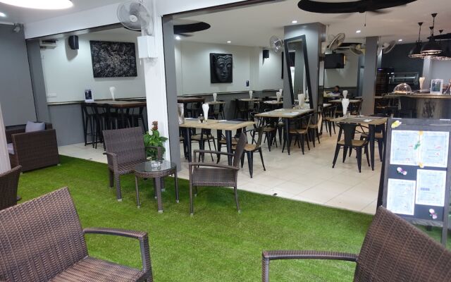 C&C Residence Bistro Restaurant