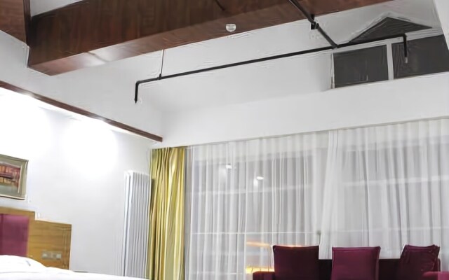Sunny Hotel