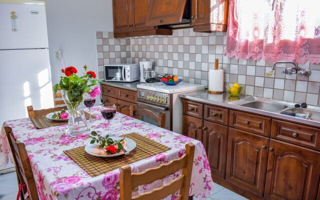 Anemos Holidays House