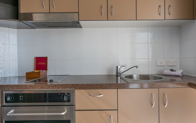 Broadbeach Savannah Hotel & Resort