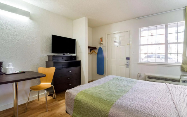Studio 6 Plano, TX - Dallas - Plano Medical Center