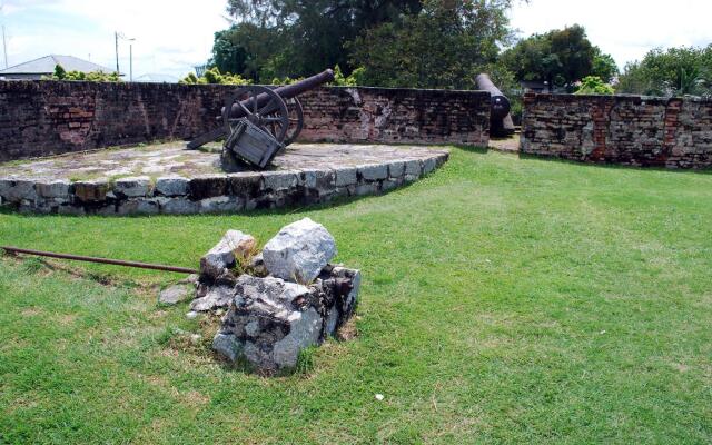 Chariton Hotel Butterworth