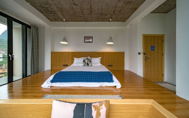 Yangshuo Serene Cove Hotel