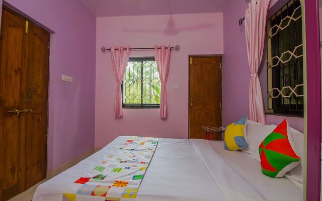 OYO 16852 Home Colorful 2BHK Morjim