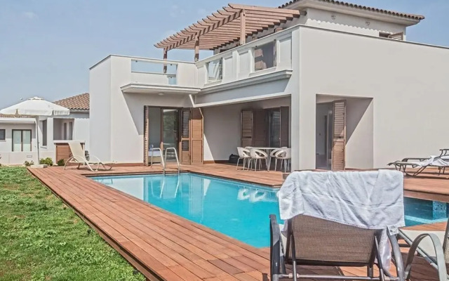 Villa Skyla AQ Sv13