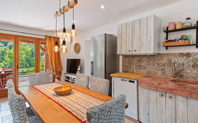 Classy VIlla in Bargemon with Private Swimming Pool