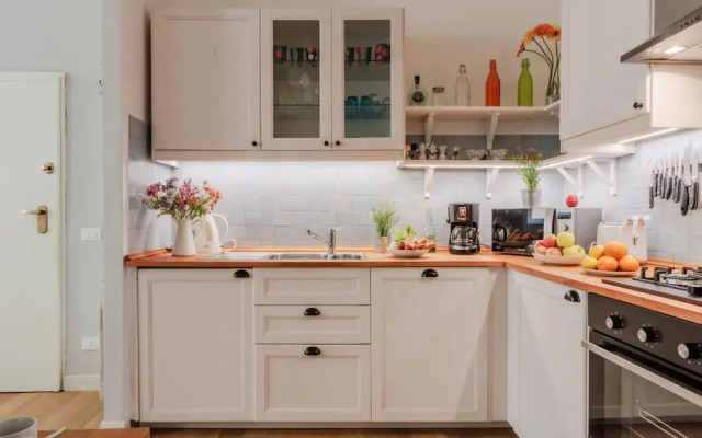 Miss Penny in Lucca With 2 Bedrooms and 1 Bathrooms