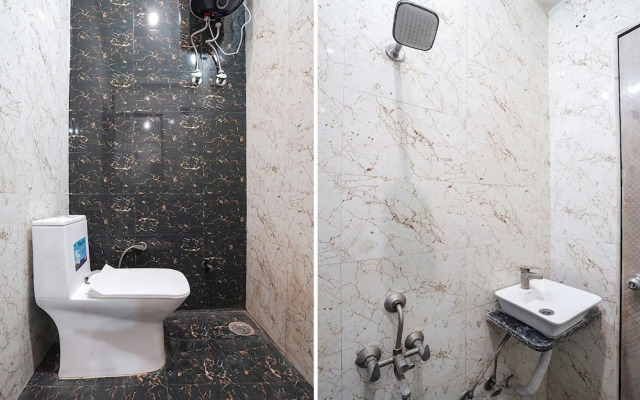 Fabhotel Devi Heritage
