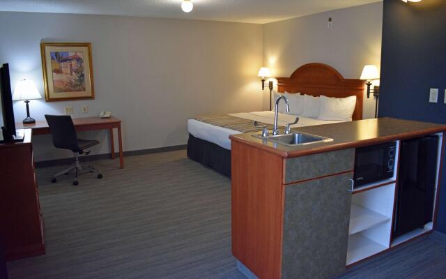 Country Inn & Suites by Radisson, Northwood, IA