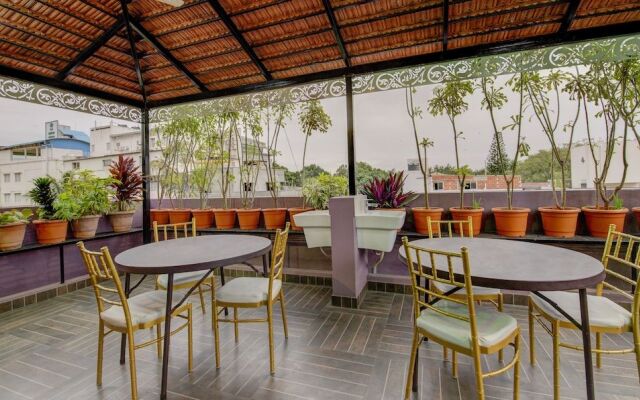 Treebo Trend Saffron Suites