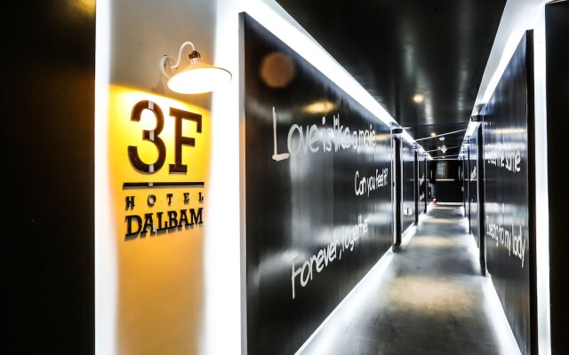 Seocheon Dalbam Hotel