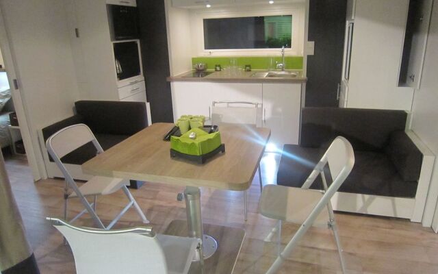 Kawan Village Camping Club Lac de Bouzey