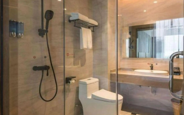 Zhaoqing Xingyi Hotel