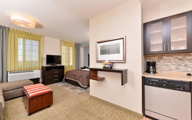 Staybridge Suites Stone Oak by IHG