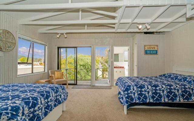 Captains Bach @ Cooks - Upstairs Holiday Unit