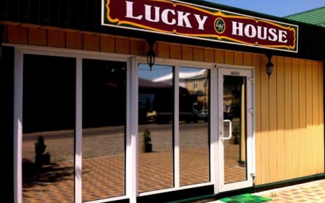 Lucky House