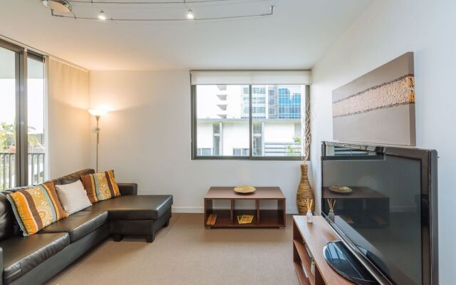 Airtrip Apartment on Merivale St