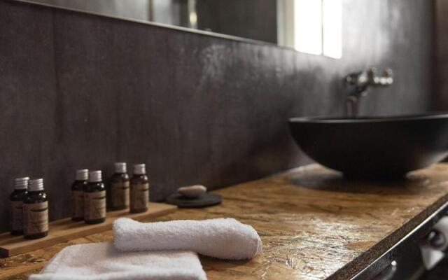Piraeus Premium Suites