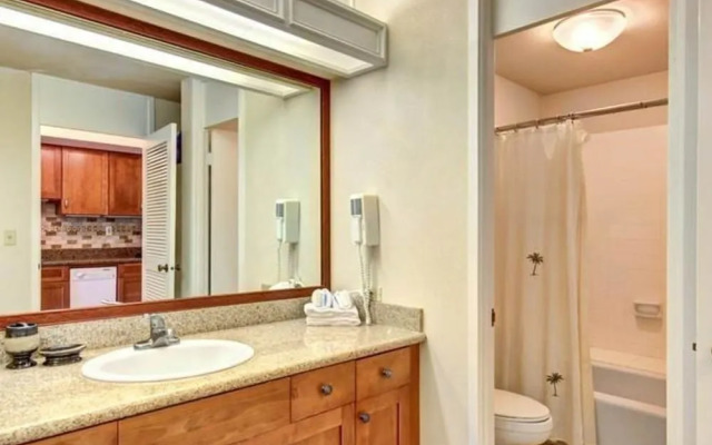 Maui Kaanapali Villas C255 by RedAwning