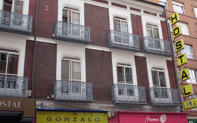 Hostal Lima
