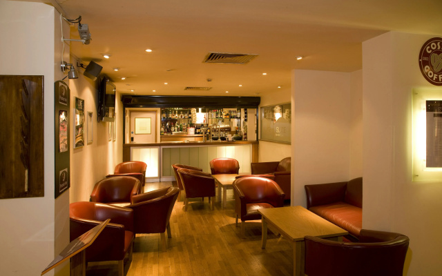 Premier Inn London Kensington