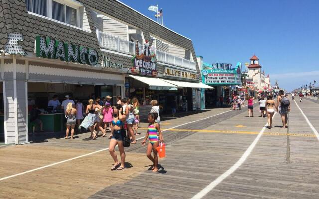 Harris House By the Beach