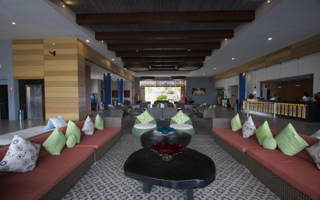 Grand Decameron Los Cabos, A Trademark All-Inclusive Resort