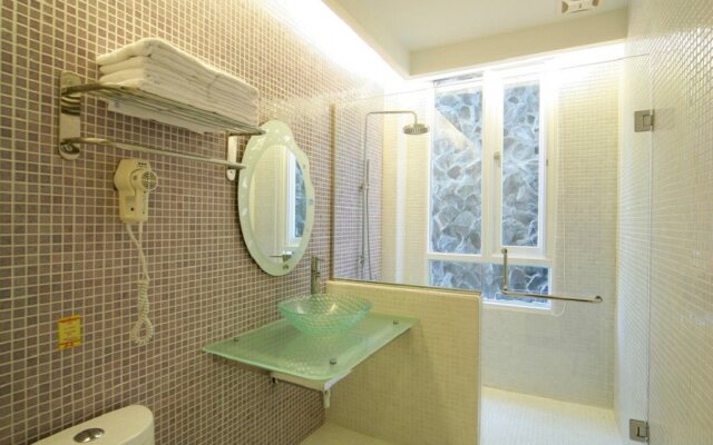Sun Moon Lake Crystal B & B