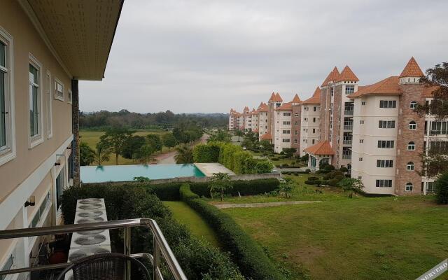 Happy City Golf and Resort