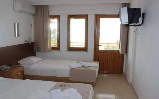 Tuana Hotel
