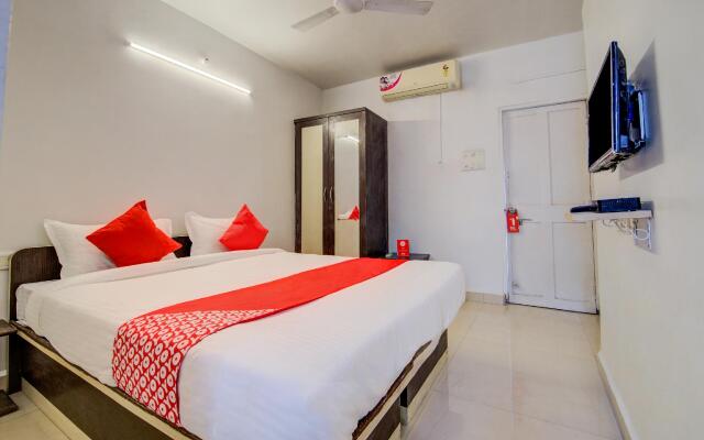 OYO 24982 Hotel G Residency