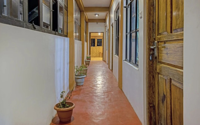 Omega's Stay Inn By Treebo