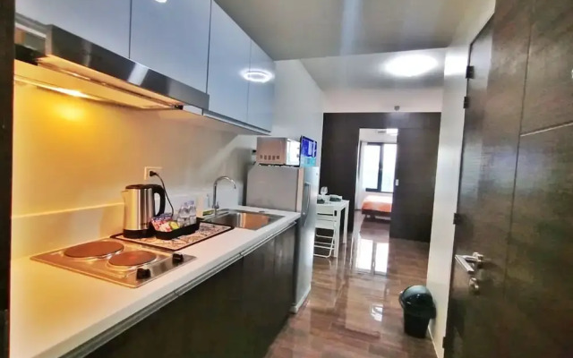 CitySkyline View 53F-Air Residences