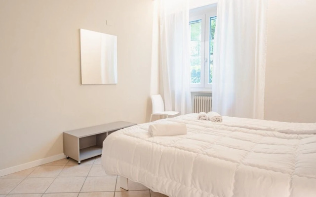 Sweet Lake Apartment - Italian Homing