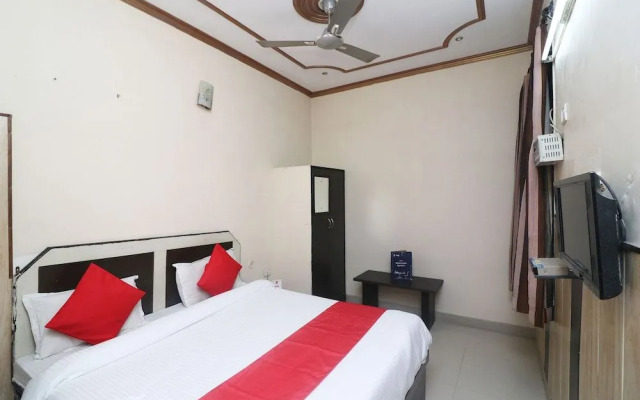 OYO 25037 Hotel Taj Heaven