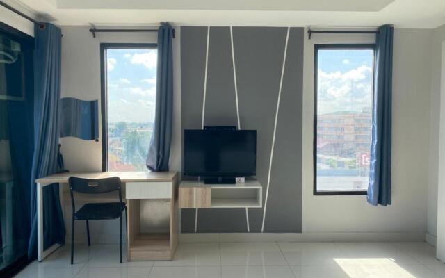 Ploen Ploen Residence