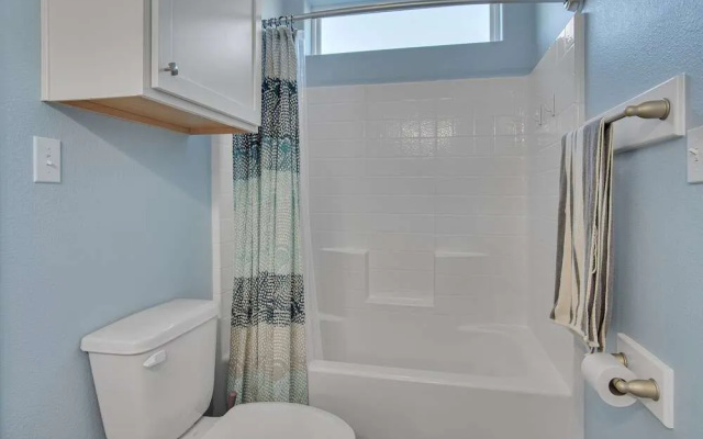 Fin And Tonic by Silver Sands Vacation Rentals