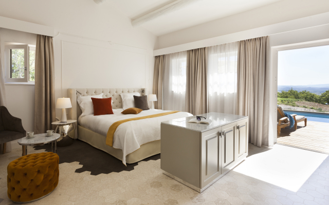 Mas des Herbes Blanches Hotel & Spa - Relais & Châteaux