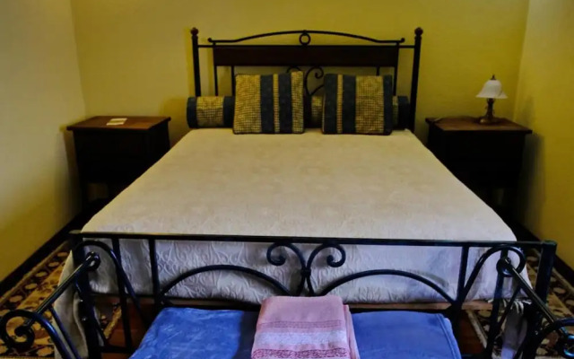 2Br Serra da Estrela Escape-cheese & Wine, Parking