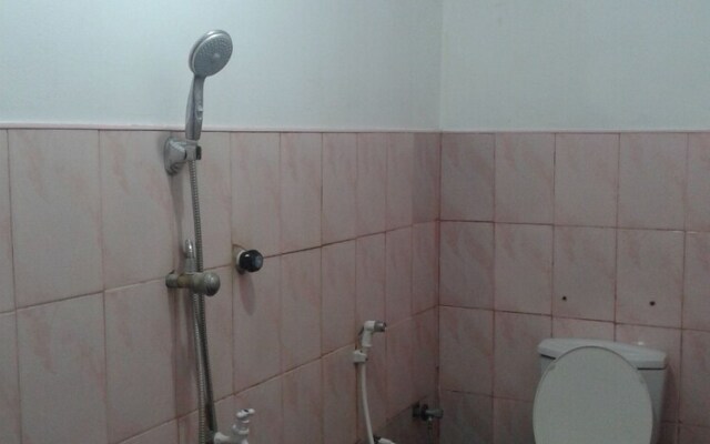 Star Rest Hotel