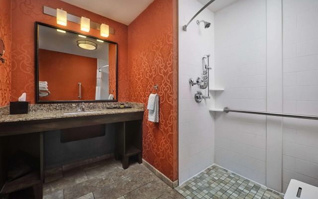 Best Western Plus Tupelo Inn & Suites